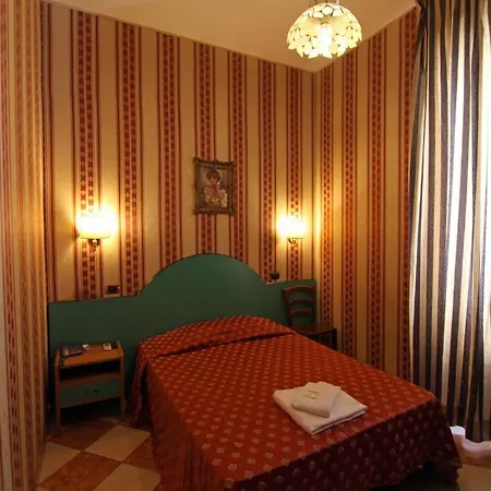 Hotel Hollywood